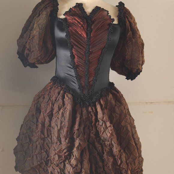 Stunning Black & Metallic Rust Evening Dress That Gives Fancy Wench Vibes - Picture 9 of 13